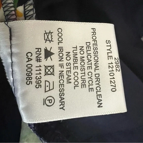 Tory Burch Shorts Womens Floral Tulip Bermuda Shorts Pockets Stretch - Picture 5 of 5